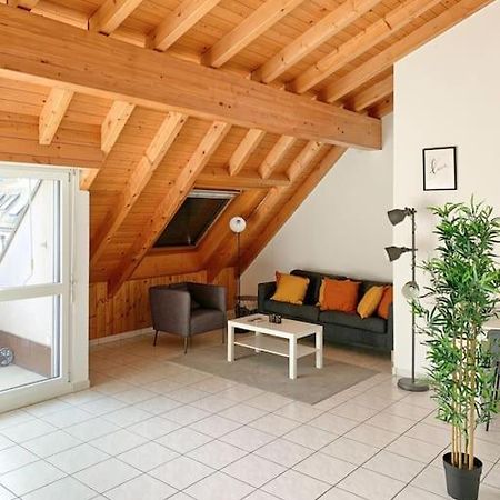 Charming Penthouse With Veranda In The Center Of Brig-Glis Exterior foto