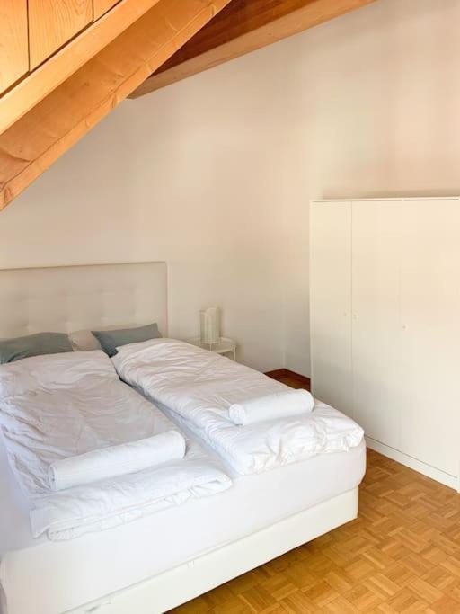 Charming Penthouse With Veranda In The Center Of Brig-Glis Exterior foto